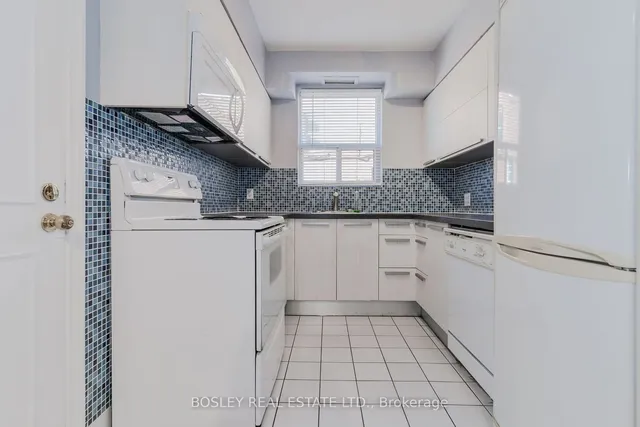 Additional image 11 of 7 Warwick Ave Unit 2