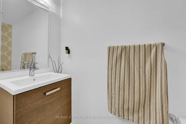 Additional image 10 of 5 Francesco St