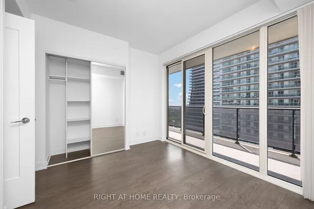 Additional image 9 of 70 Annie Craig Dr Unit 807