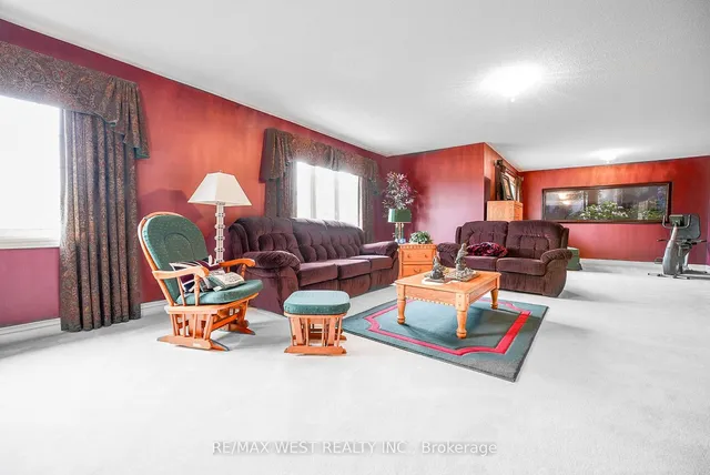 Additional image 34 of 35 Donwoods Crt