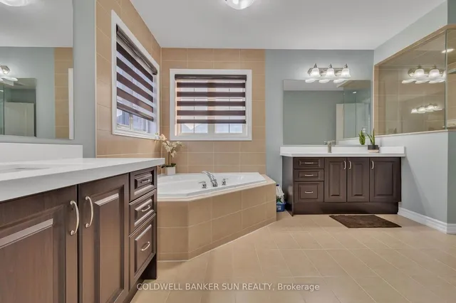 Additional image 28 of 16 Archway Tr