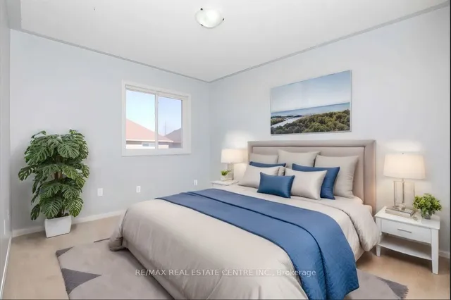 Additional image 7 of 215 Brisdale Dr