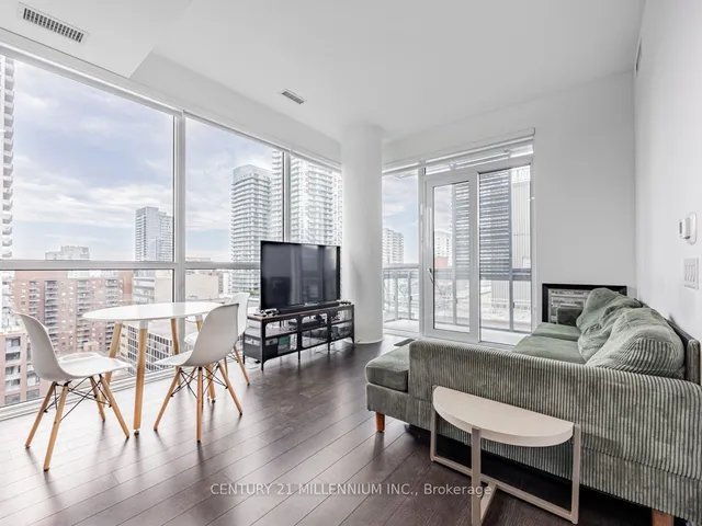 Additional image 8 of 39 Roehampton Ave Unit 1203
