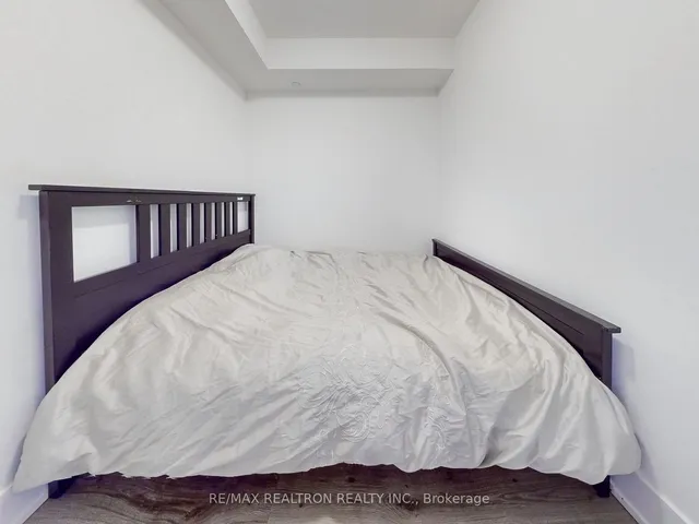 Additional image 27 of 200 Bloor St Unit 2007