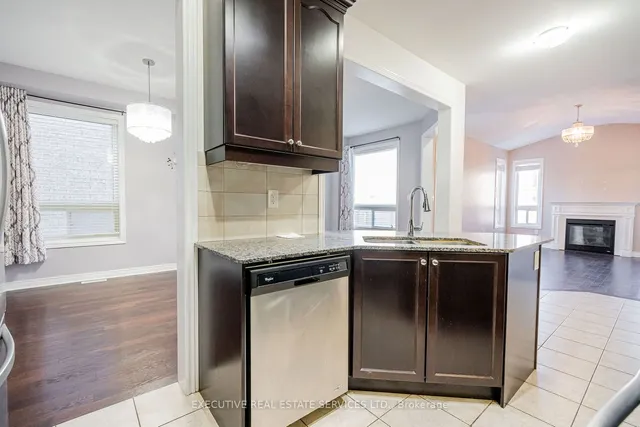 Additional image 10 of 51 Gower Cres