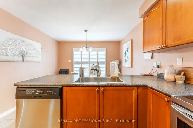 Additional image 13 of 25 Amboise Cres