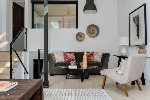 Additional image 18 of 812 Duplex Ave