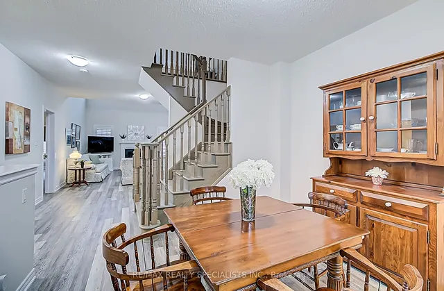 Additional image 19 of 4 Alamode Rd