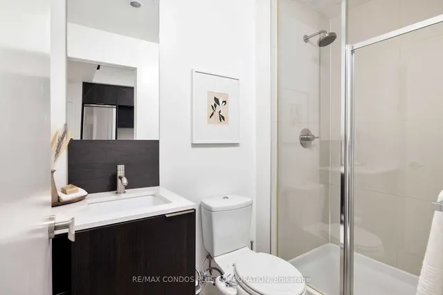 Additional image 10 of 170 Sumach St Unit 1407