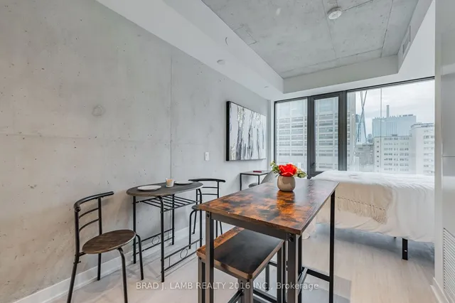 Additional image 7 of 195 McCaul St Unit 909