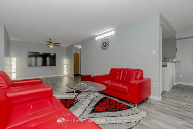 Additional image 13 of 8 Lisa St Unit 1204