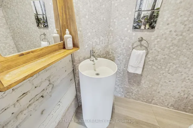 Additional image 12 of 40 Westmoreland Ave Unit 10