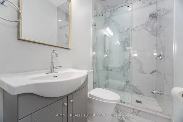 Additional image 35 of 9 Keewatin Gate