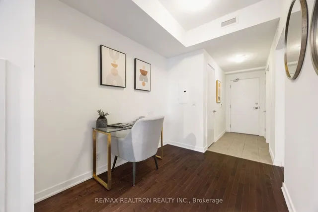 Additional image 3 of 14 York St Unit 2704