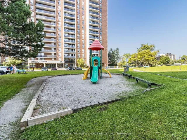 Additional image 39 of 17 Knightsbridge Rd Unit 308