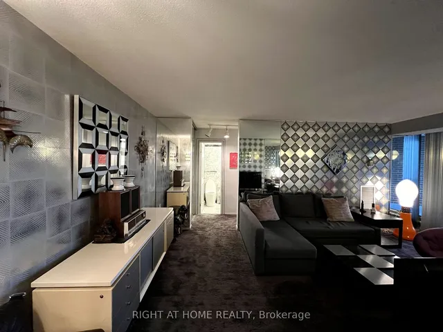 Additional image 3 of 150 Neptune Dr Unit 1204