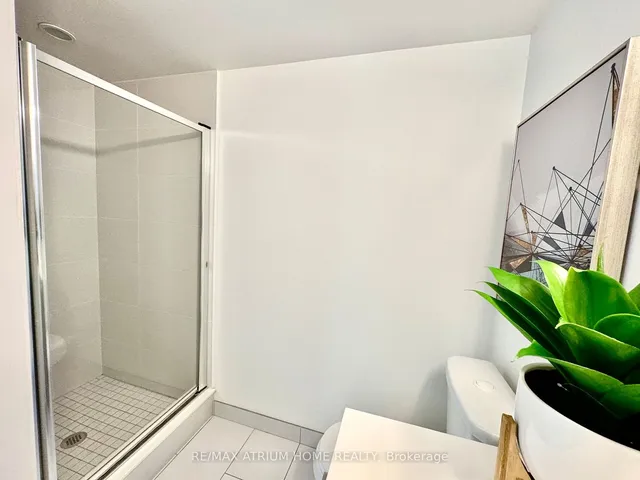 Additional image 21 of 255 Village Green Sq Unit 902