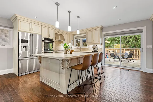 Additional image 13 of 4250 Bloor St