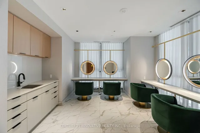 Additional image 28 of 327 King St Unit 601