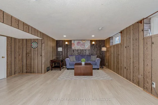 Additional image 28 of 2 Alexandria Cres