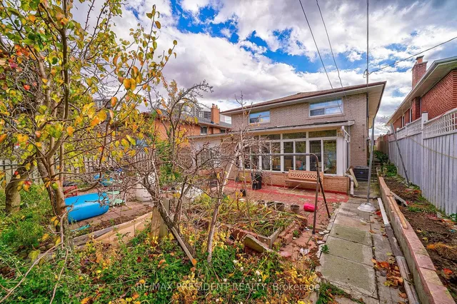 Additional image 38 of 55 Maryhill Dr