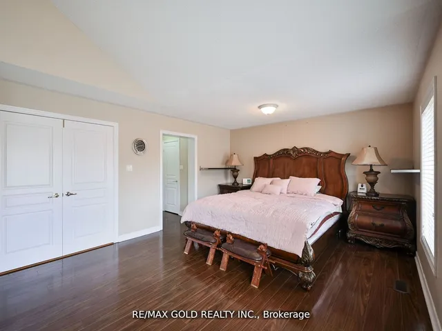 Additional image 20 of 25 Maverick Cres