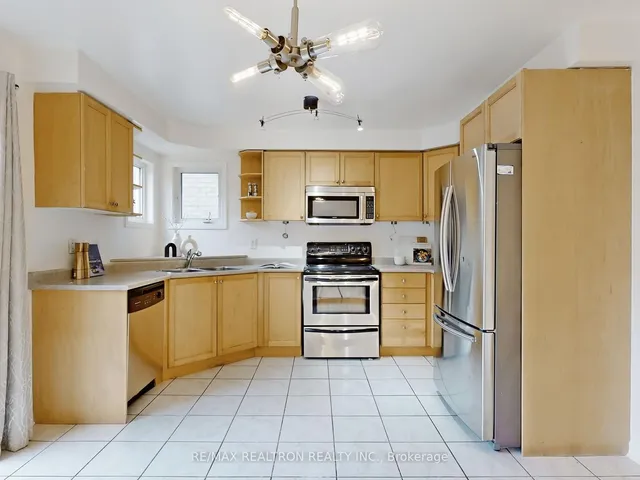 Additional image 12 of 8 Grackle Tr