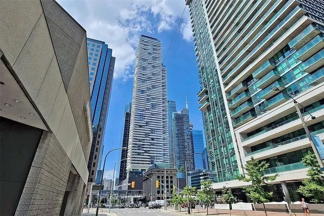 100 HARBOUR St Unit 2407