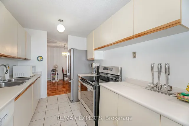 Additional image 15 of 25 Kensington Rd Unit 1407