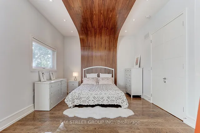 Additional image 23 of 22 Carmichael Ave