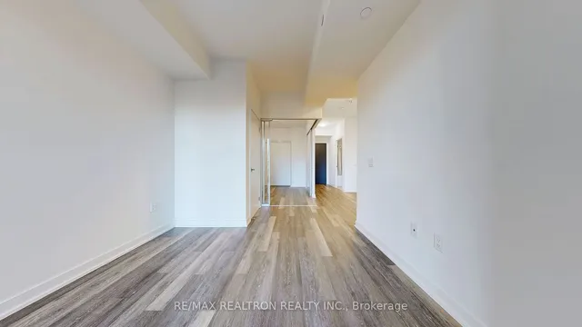 Additional image 15 of 250 Lawrence Ave Unit 501