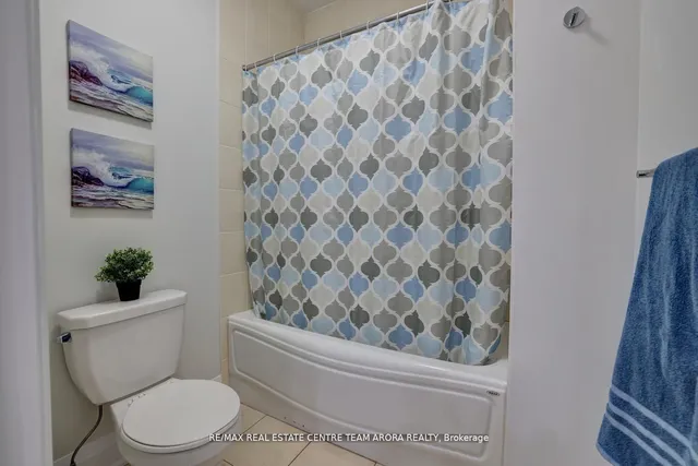 Additional image 34 of 119 Coastline Dr