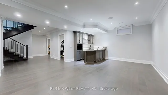 Additional image 25 of 222 Connaught Ave