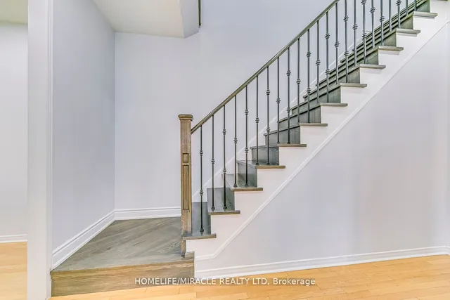 Additional image 15 of 63 Portrush Tr