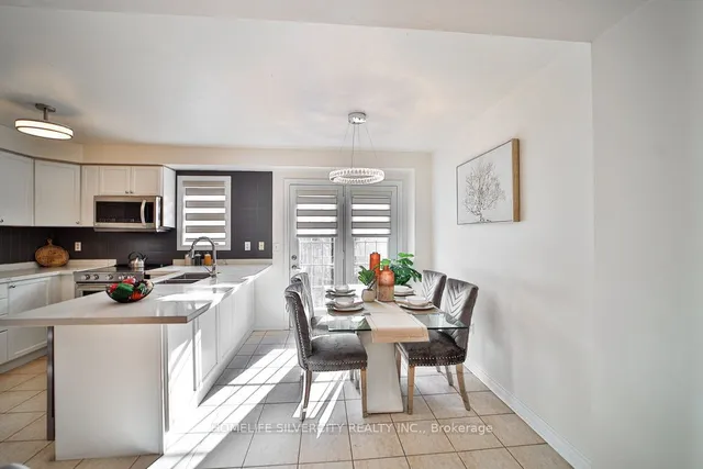 Additional image 10 of 55 Samantha Cres