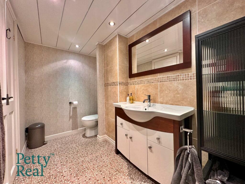 Additional image 31 of Southfield Lane, Southfield