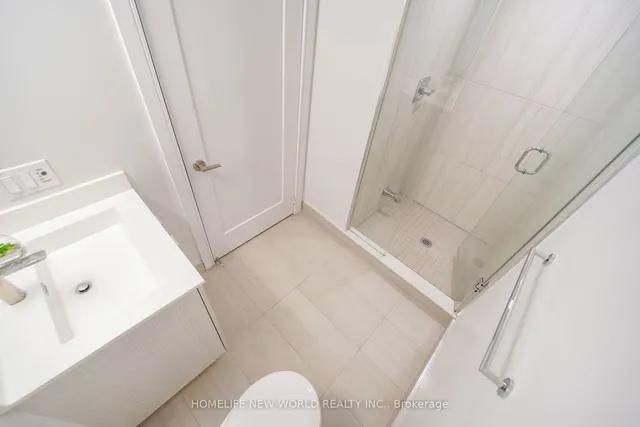 Additional image 14 of 225 Village Green Sq Unit 1306