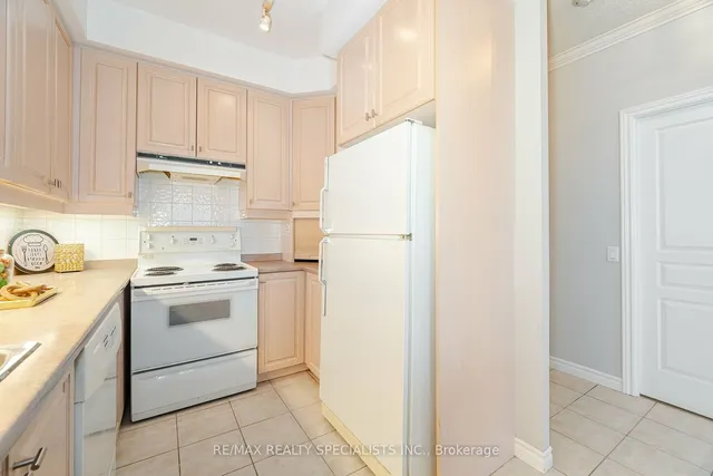 Additional image 11 of 1 Belvedere Crt Unit 909