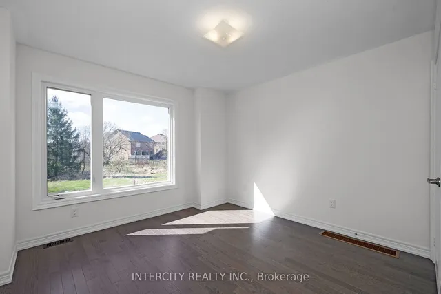 Additional image 5 of 30 Queenpost Dr