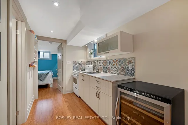 Additional image 25 of 23 24th St