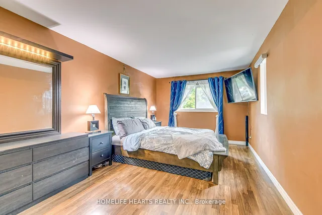 Additional image 20 of 42 Sandringham Crt