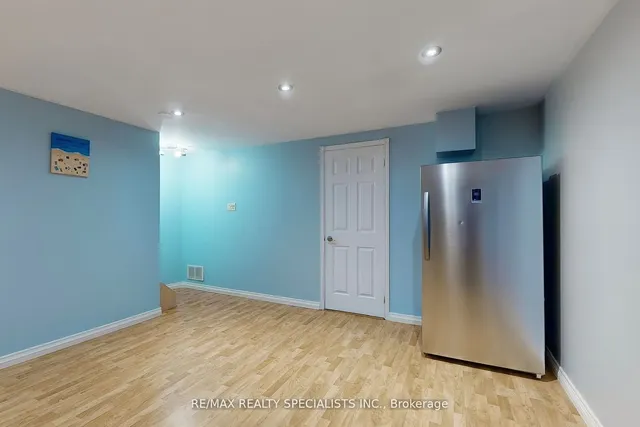 Additional image 33 of 66 McCleave Cres