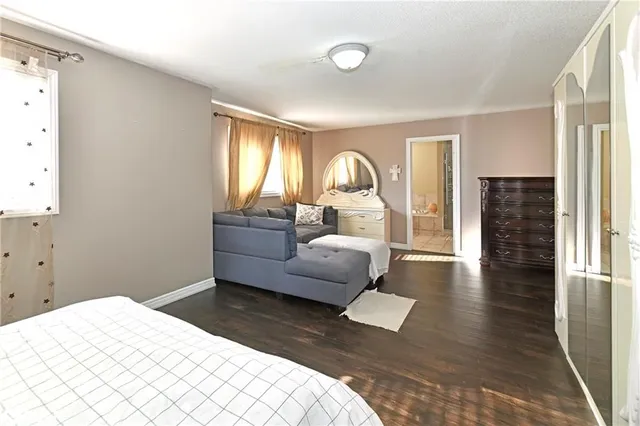 Additional image 21 of 17 Via Romano Way