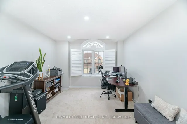 Additional image 30 of 24 Campwood Cres