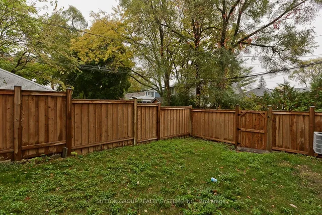 Additional image 36 of 15 Old Oak Dr