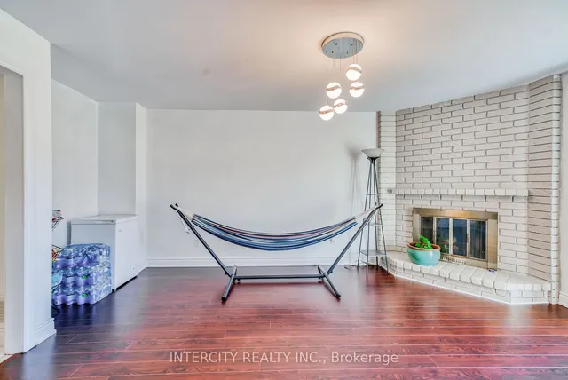 Additional image 5 of 36 Merganser Cres