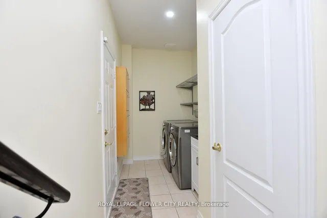 Additional image 18 of 13 Templar St