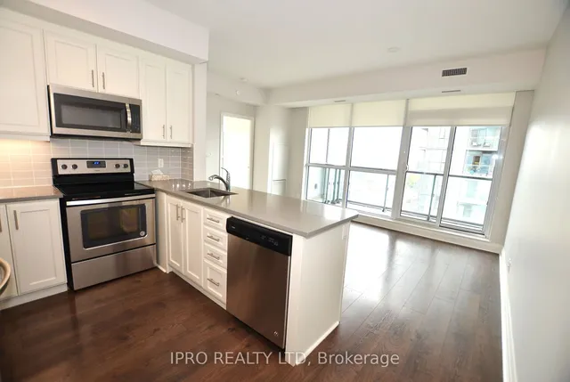 Additional image 12 of 15 zorra St Unit 1302