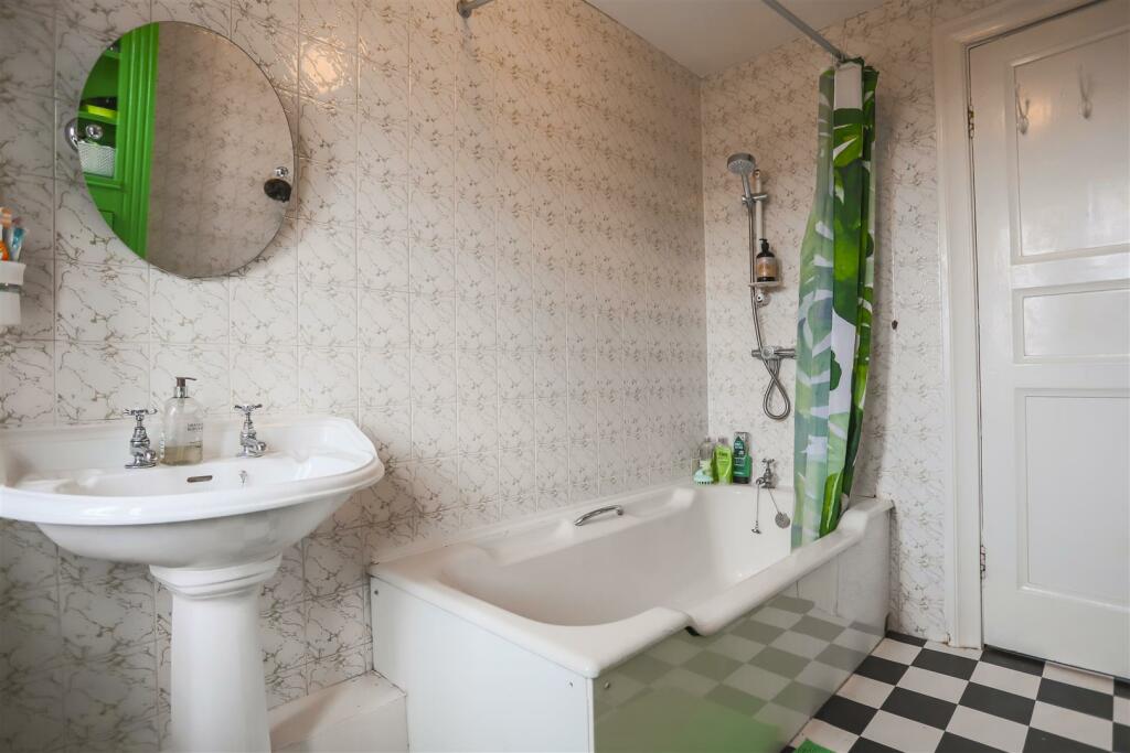 Additional image 17 of Noggarth Road, Fence