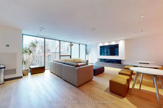 Additional image 29 of 281 Mutual St Unit 2708